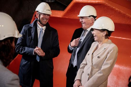 LKAB:s vd och koncernchef Jan Moström tillsammans med Tysklands förbundspresident Frank-Walter Steinmeier och fru Elke Büdenbender.
