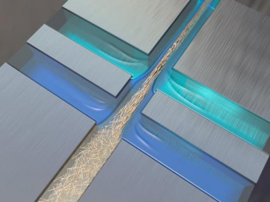 Så här flätas nanofibrerna för att bli till världens starkaste material.