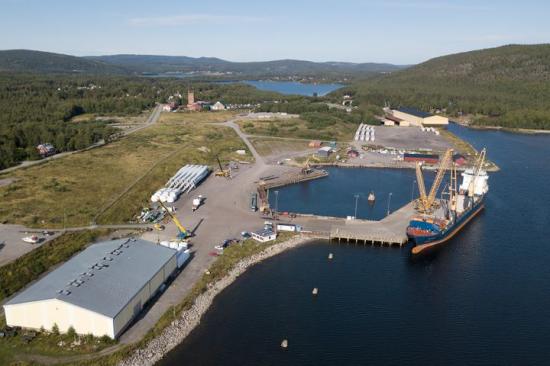Närheten till Köpmanholmens hamn innebär ett gynnsamt läge för den nya etableringen.