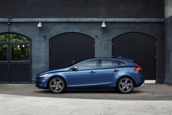 <span><span>Volvo V40 T5 R-design</span> - Volvo Car Sverige</span>