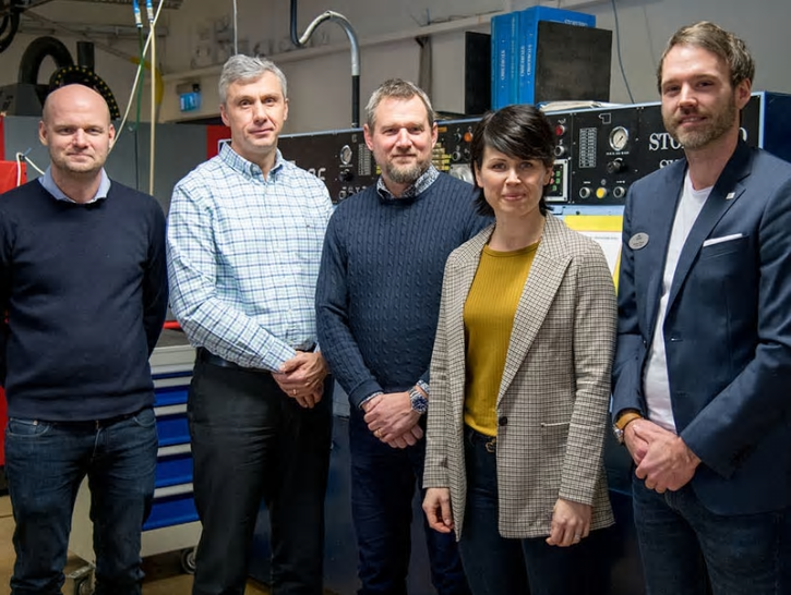 Fr. v. Linus Jonasson, Yrkesutbildningscenter, Roger Andersson, Emhart Glass Sweden AB, Mikael von Elern, Mekverken Tool AB, Anna Reinholdsson, Nobel Biocare AB, Kristian Måsén, Teknikcollege.