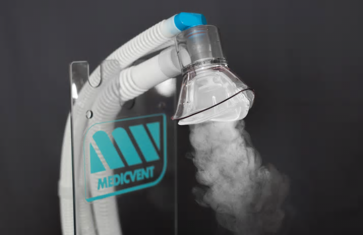 En av Medicvents huvudprodukter, Dubbelmasken.