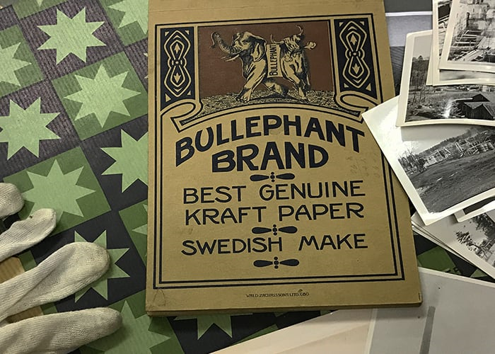 Papper från FröviforsPappersbruket i Frövifors.