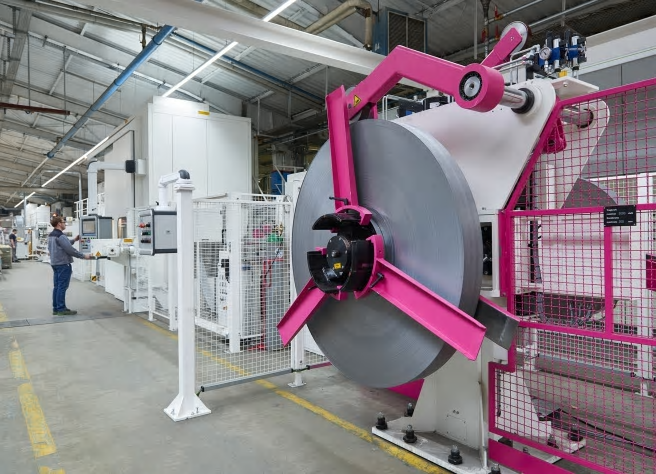 När det är färdigt 2020 kommer Rittal att ha tre profilsystem, vardera 70 meter långa, i produktionsanläggningen i Rittershausen.
