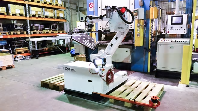 Robot från OpiFlex installerad hos WM Press AB.