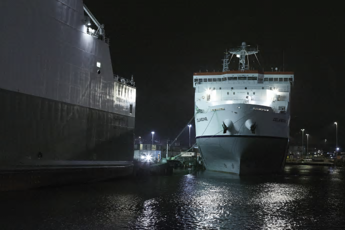 CLdN:s fartyg Adeline och Celandine lägger till i Logent Ports and Terminals i Göteborgs Hamn