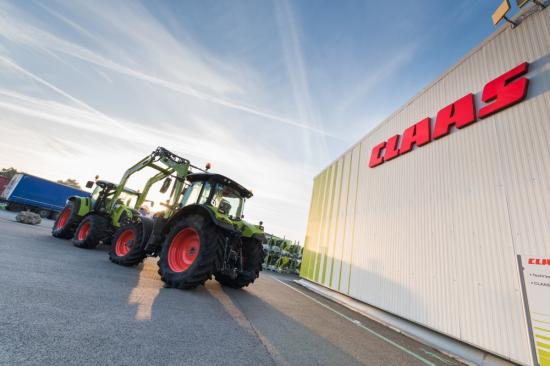 CLAAS traktorfabrik i Le Mans.