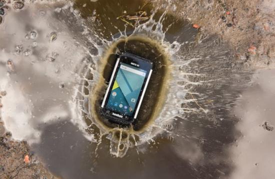 <span>Nautiz X9 är en Android-enhet utvecklad för industri- och fältarbete där stryktålighet och tillförlitlighet är avgörande. Den ultrastryktåliga Nautiz X9 har all den funktionalitet som krävs av en professionell mobil enhet för fältarbete och datainsamling.</span>