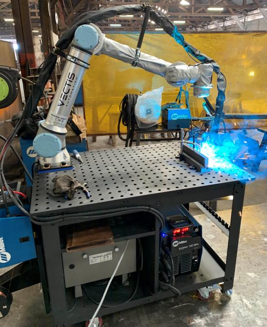 Vectis Cobot Welder.