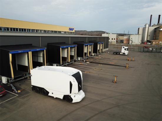 Autonom elektrisk lastbil på SKF i Göteborg.
