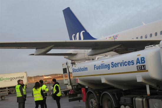 Tankning med biobränsle på Arlanda ur det ordinarie bränslesystemet