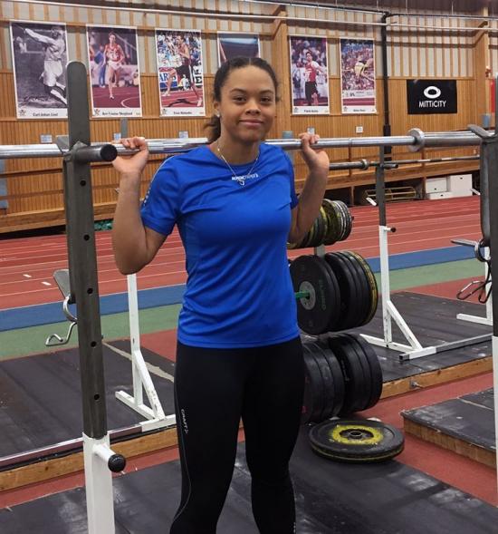 Claudia Payton springer till vardags i idrottsföreningen IF Göta, men hon har även representerat Sverige i internationella friidrottstävlingar. Nu kommer hon bli Nordic Papers ansiktet utåt på kraftpapperssidan.