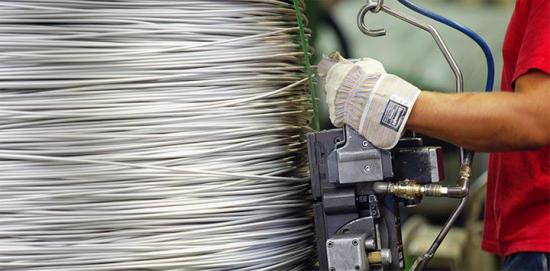 Packning av tråd vid Fagersta Stainless AB.