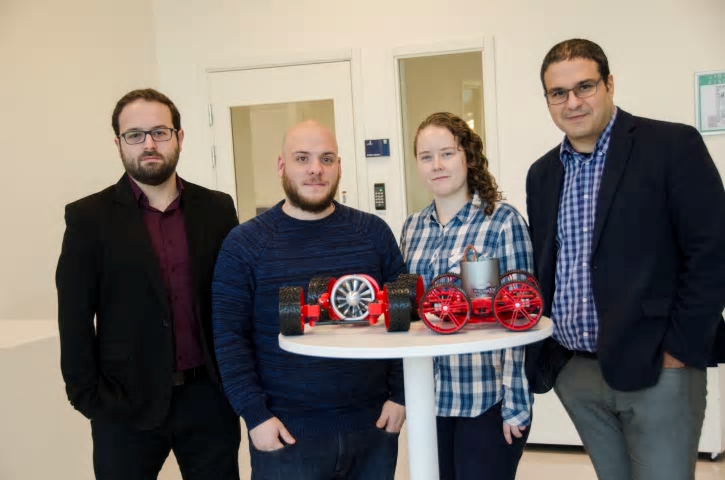 Delar av Luleå tekniska universitets forskargrupp som är involverad i det framgångsrika arbetet med vortexroboten, från vänster: Georgios Andrikopoulos, post doktor, Andreas Papadimitriou, doktorand, Angelica Brusell, doktorand, och professor George Nikolakopoulos.