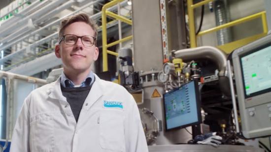 – Med vår nya state-of-the-art-anläggning för titanpulver skapas helt nya möjligheter för additiv tillverkning med titan, säger Peter Harlin, försäljning och forskningsledning på Sandvik Additive Manufacturing.