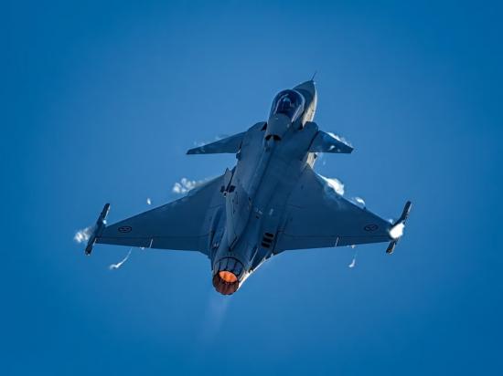 PEL-Saab JAS-39C Gripen i luften i Örebro.