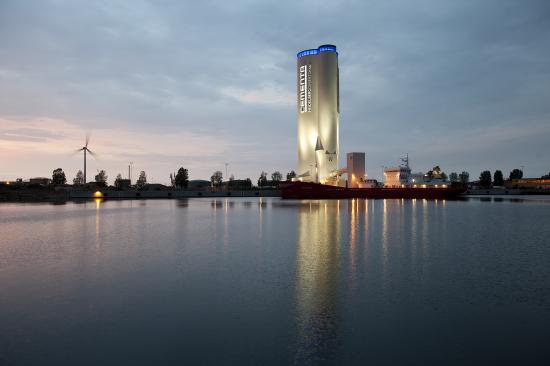 Cementa Malmö depå.