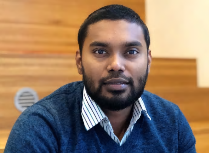 Doktoranden Nageswaran Tamil Alagans forskningsresultat kan ge vissa industriella skärverktyg en generell livstidsökning med 30 procent.