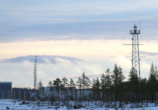 Systemet har redan framgångsrikt införts på flygplatser i Sverige, Storbritannien, Nederländerna, Belgien, Tyskland och USA, samtidigt som det valts ut av Royal Navy för flottans marina flygstationer i Storbritannien.