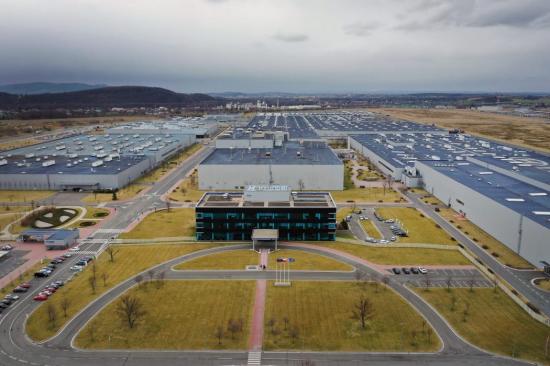 Hyundai startar produktion av Kona Electric på HMMC i Tjeckien.