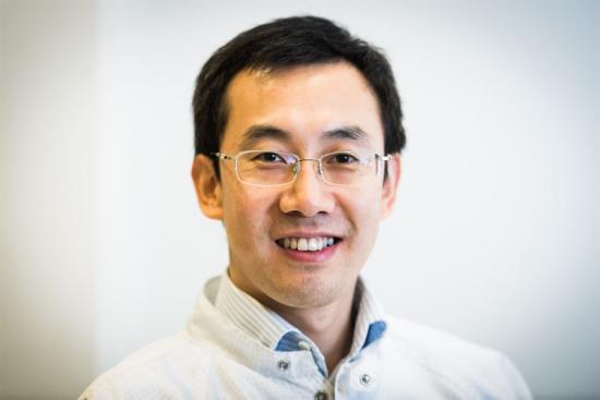 Jianwu Sun, universitetslektor vid Institutionen för fysik, kemi och biologi (IFM) vid Linköpings universitet, som har lett den aktuella studien.