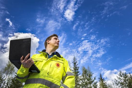 <span><span>Fredrik Ekelund, produktionsledare, Stora Enso Skog kan dra nytta av SMHIs digitala tjänst för att begränsa risken för markskador i samband med exempelvis gallring och föryngringsavverkning. <br /></span></span>