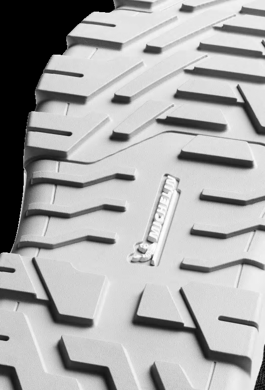 Arbesko utrustar nya skyddsskor med sula från Michelin.
