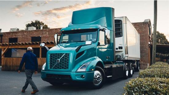 Produktionen av Volvo VNR Electric, en utsläppsfri klass-8 lastbil, är planerad att starta i början av 2021.