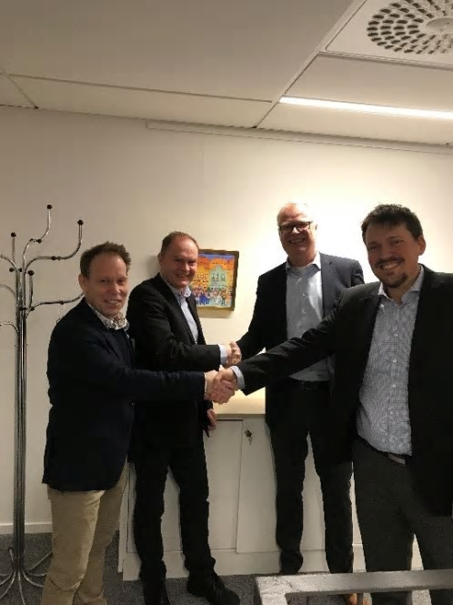 Från vänster: Henrik Teiffel och Dag Strömme, Bilfinger samt Peter Kihlgren och Jörgen Heby, Kemira Kemi AB.