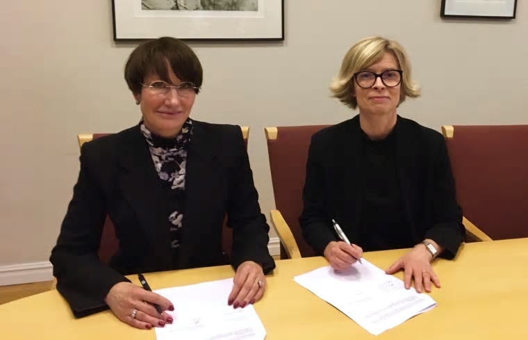 Pia Sandvik, vd för RISE, och Birgitta Bergvall-Kåreborn, rektor vid Luleå tekniska universitet.