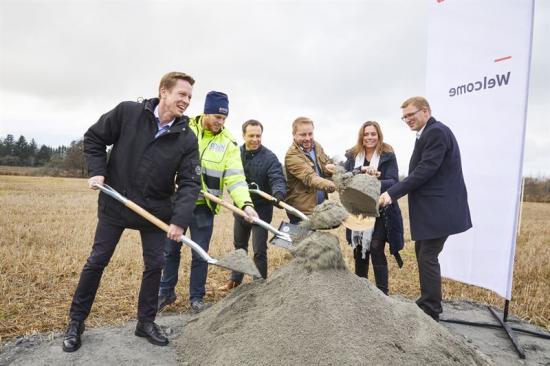 Mats Peterson, ABB, Kim-André Persson, Bodén Mark & Anläggning, Mikael Pettersson Sjölund, Aros Bygg & Förvaltning, Johan Strömstedt, Aros Bygg & Förvaltning, Anna-Karin Hedebark, ABB och Tobias Gentzell, ABB.