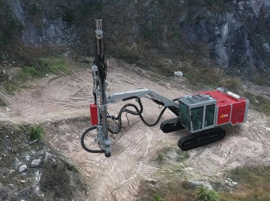 Ett Atlas Copco GIA G7 bergborraggregat