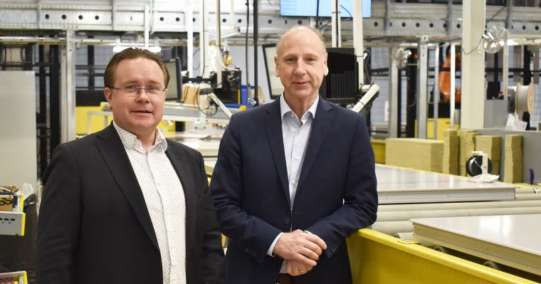 Fredrik Silverstrand Koncernchef Daloc Futura AB och Peter Wassberg VD Daloc AB är glada att presentera en positiv nyhet i en osäker tid.