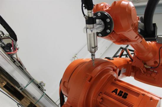 Spintec-spindel för robotbearbetning är en av de produkter som utvecklats med hjälp av forskningsassistenter