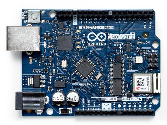 Fronten på nya Arduino Uno WiFi Rev2.