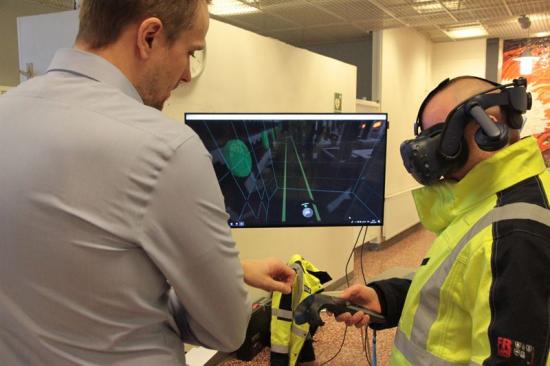 <span><span>Personalen på stålverket har fått prova på att gå omkring i en virtuell värld vid en demonstration på anläggningen, någotsom man hoppas ska ge idéer om nya modelleringsobjekt.</span></span>