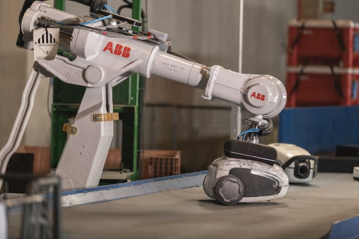 Den robotiserade återvinningen av elektriska produkter - ett konkret pilotprojekt inom Circular Initiative, skapat av Stena Recycling, ABB, Combitech och Electrolux..