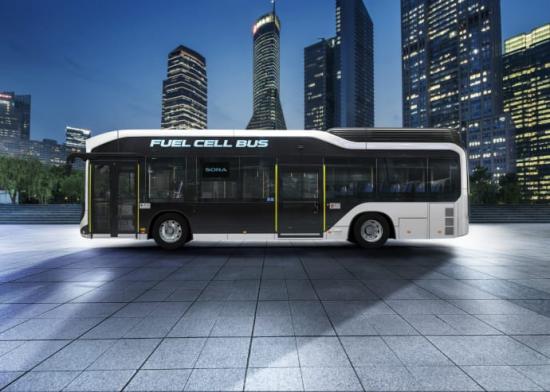 Stadsbussen Sora drivs av elmotorer som får sin energi från vätgasdrivna bränsleceller.