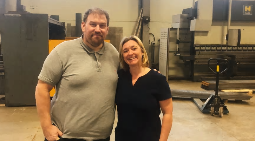 Sinfs vd Sanna Arnfjorden Wadström på besök hos Stefan Nordvalls bolag Nordsvets.
