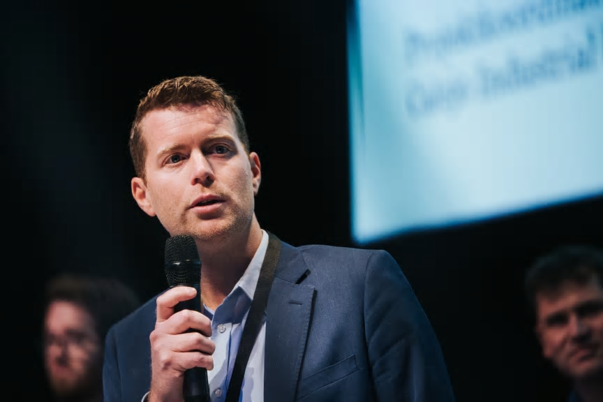 Johannes Holmberg, vd för AI-bolaget Calejo Industrial Intelligence.